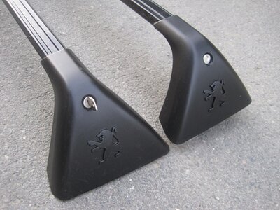 Peugeot 5008 mk1 vm.2009-2017 kattotelineet pieni kuva 2.jpg