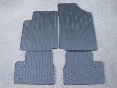 Citroen C3 mk1 vm.2002-2010 kumimatot mustat pieni kuva.jpg
