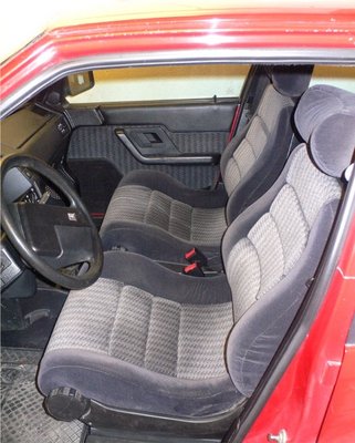 Uusi kuljettajan penkki.jpg