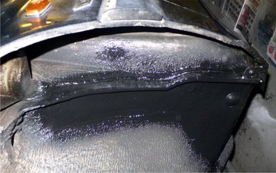 Vasen etulokasuoja valmis.jpg