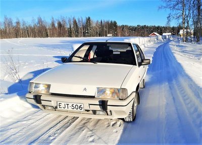 151321929_424724278759888_5494336768725214514_n (Copy).jpg