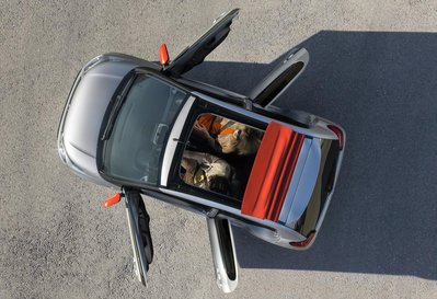 2014-Citroen-C1.jpg