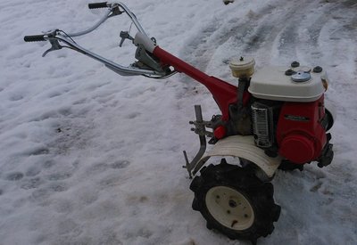 Sarvitraktori Honda