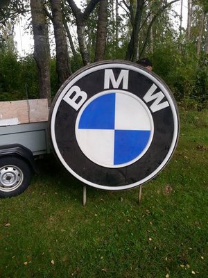 BMW2.jpg